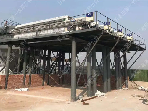 壓濾機(jī)泵應(yīng)用現(xiàn)場(chǎng) 壓濾機(jī)泵應(yīng)用現(xiàn)場(chǎng)